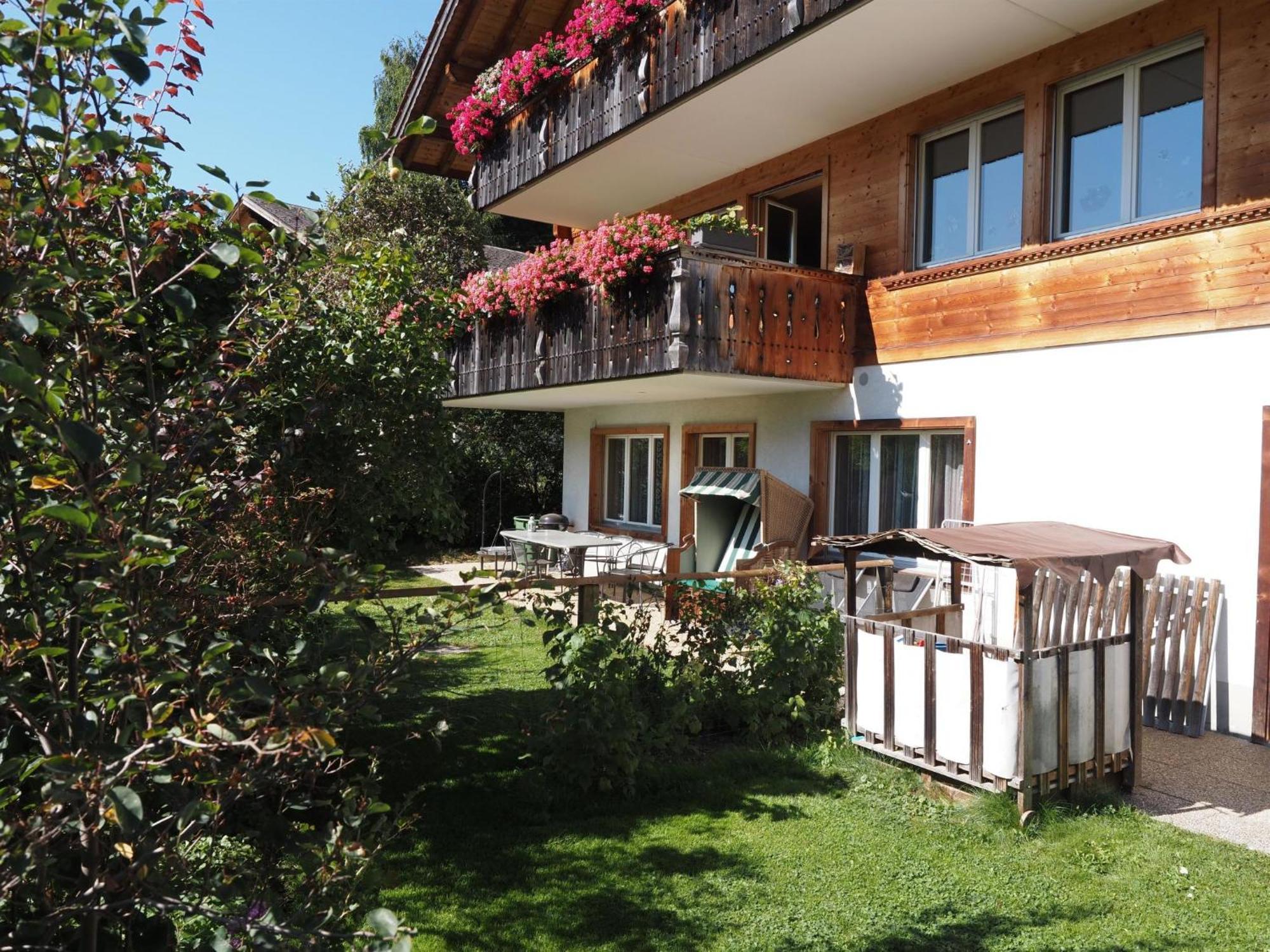 Apartment Am Ryschbächli Zweisimmen Exterior foto